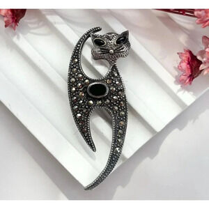 Sassy Cat Art Deco Sterling Silver Onyx & Marcaite Stylized Vintage Broch Pin